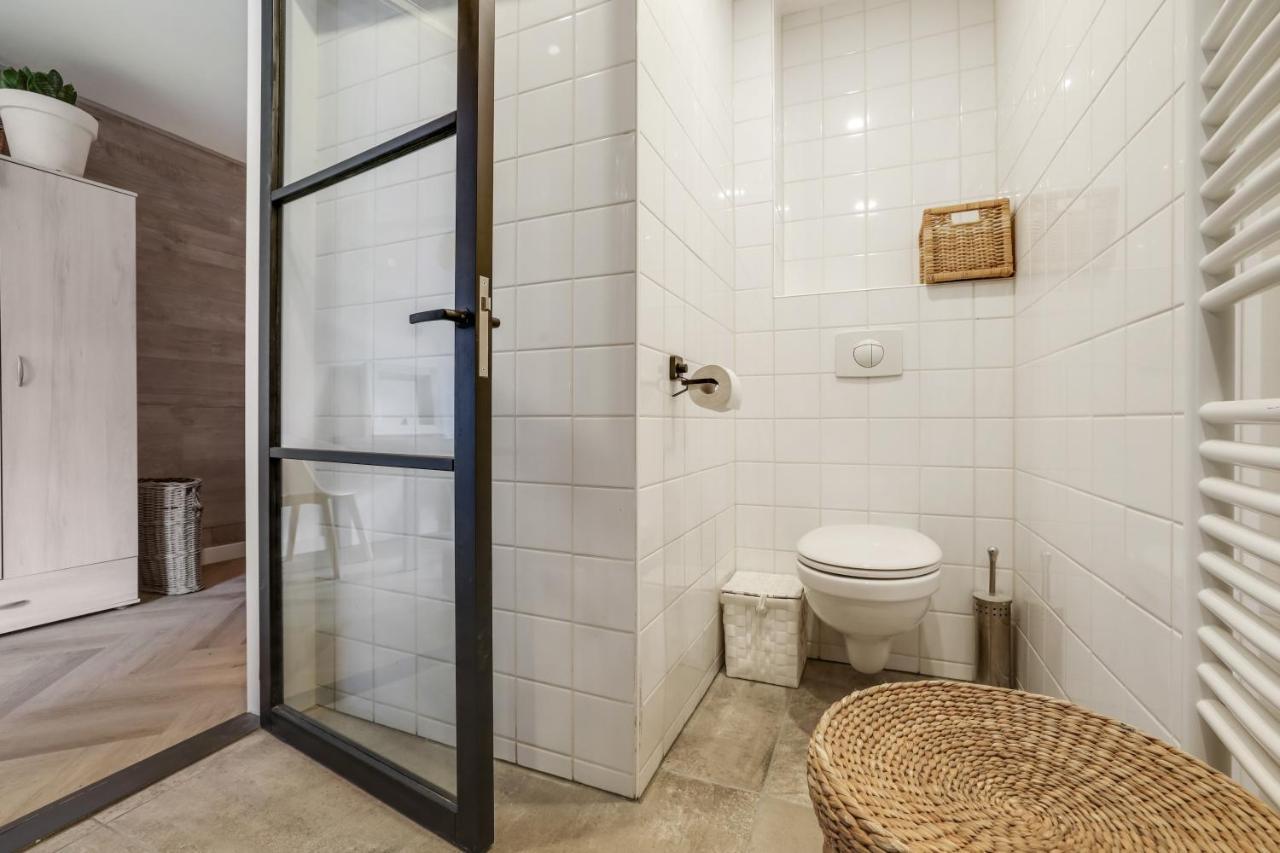 Knus Appartement In Sneek Exteriör bild